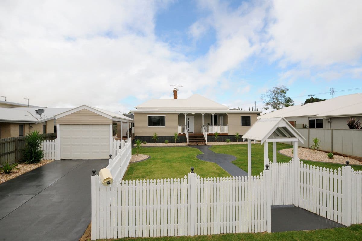 4 Bridget Court, MIDDLE RIDGE QLD 4350, Middle Ridge - Image 1