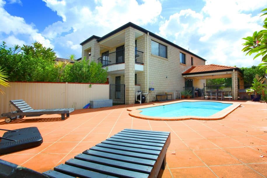 27 Armstrong Way, HIGHLAND PARK QLD 4211, Highland Park - Image 1