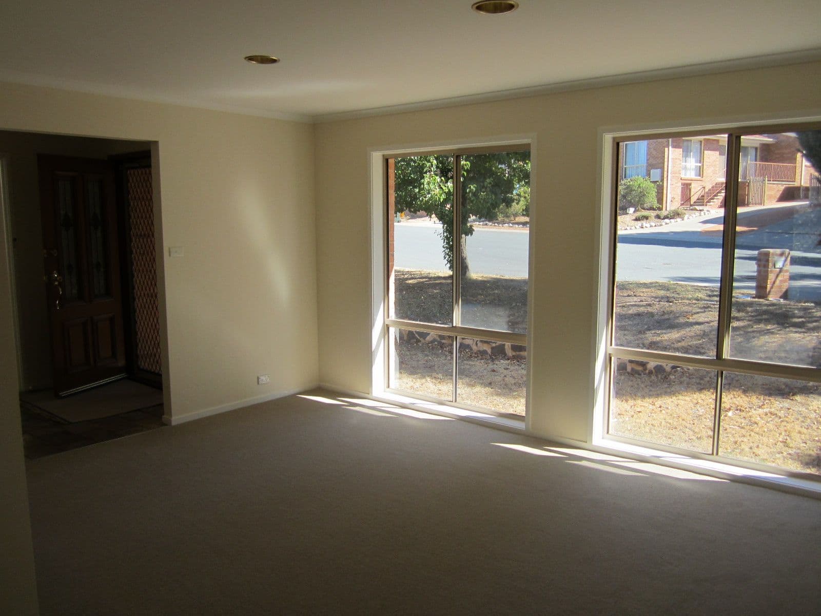 12 Leahy Place, GORDON ACT 2906, Gordon - Thumbnail 2