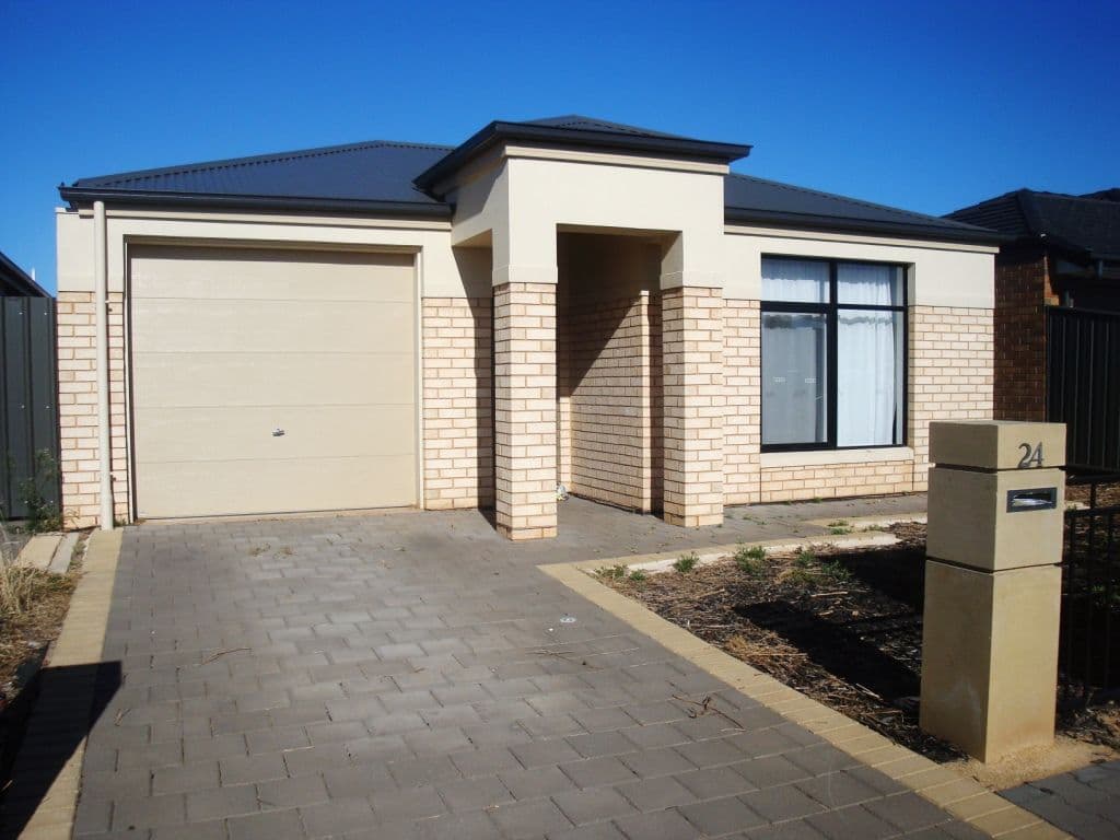 24 Mendota Avenue, ANDREWS FARM SA 5114, Andrews Farm - Image 1