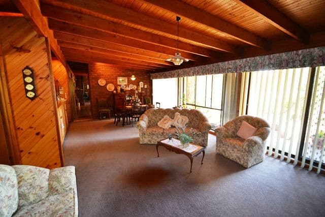 210 Bromfields Road, SEYMOUR VIC 3660, Seymour - Thumbnail 5