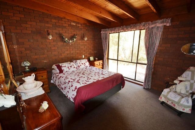 210 Bromfields Road, SEYMOUR VIC 3660, Seymour - Thumbnail 7