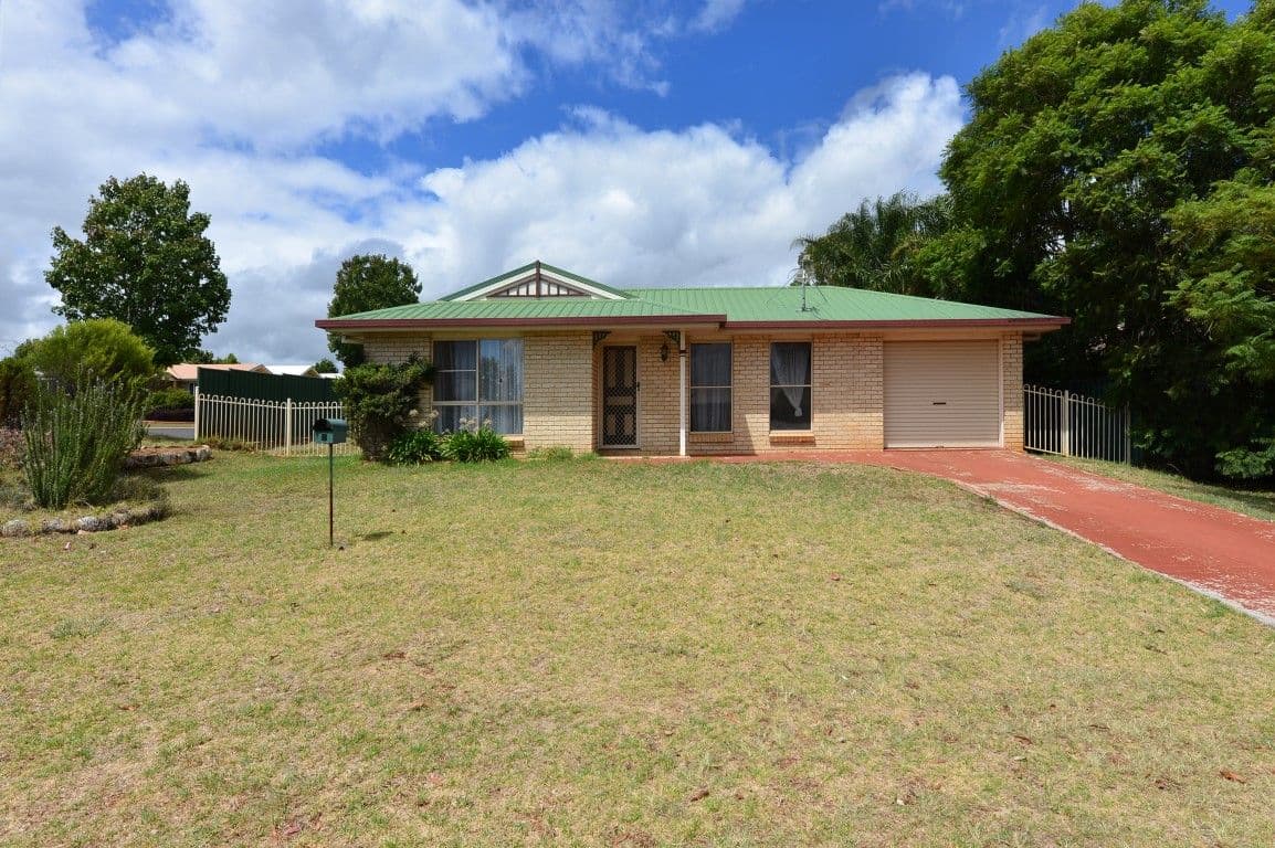 2 Albion Street, KEARNEYS SPRING QLD 4350, Kearneys Spring - Image 1