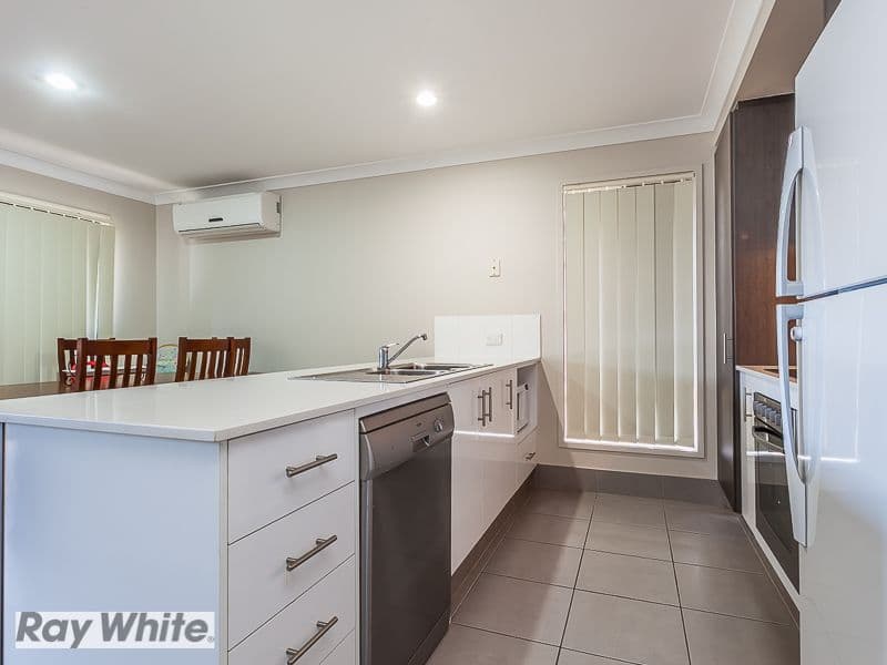 17 Palmer Street, NORTH LAKES QLD 4509, North Lakes - Thumbnail 3