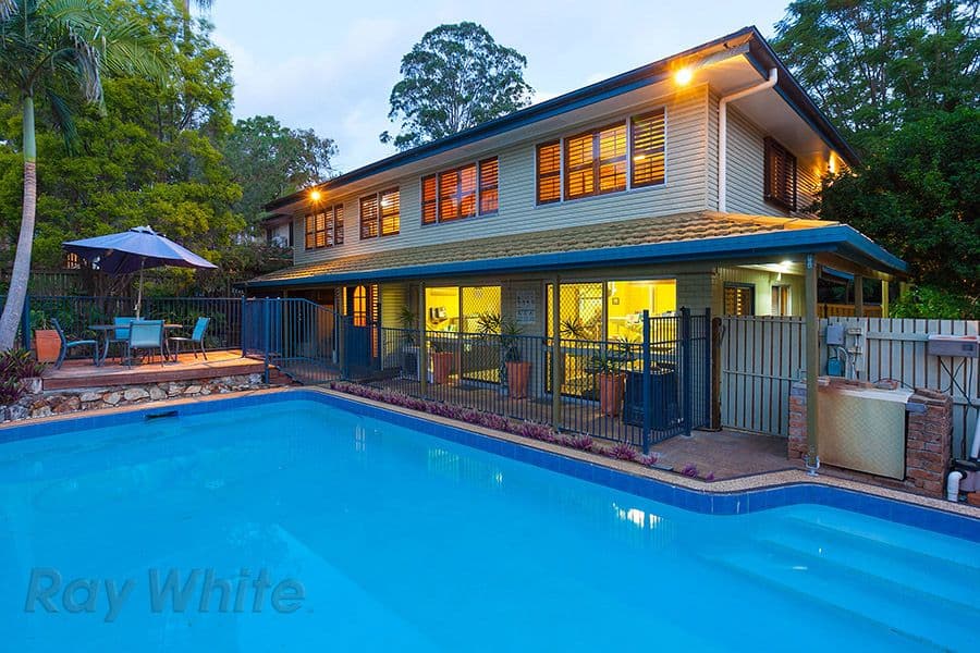 74 Boronia Avenue, HOLLAND PARK WEST QLD 4121, Holland Park West - Image 1