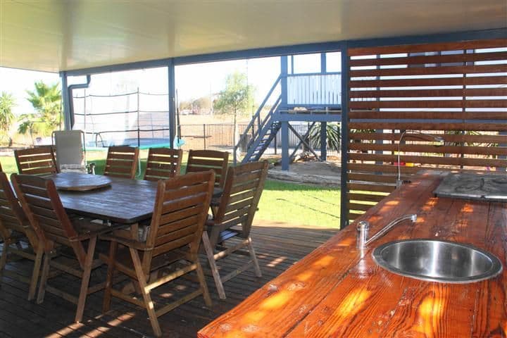 110 Six Mile Road, ROMA QLD 4455, Roma - Thumbnail 3