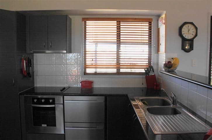 110 Six Mile Road, ROMA QLD 4455, Roma - Thumbnail 2