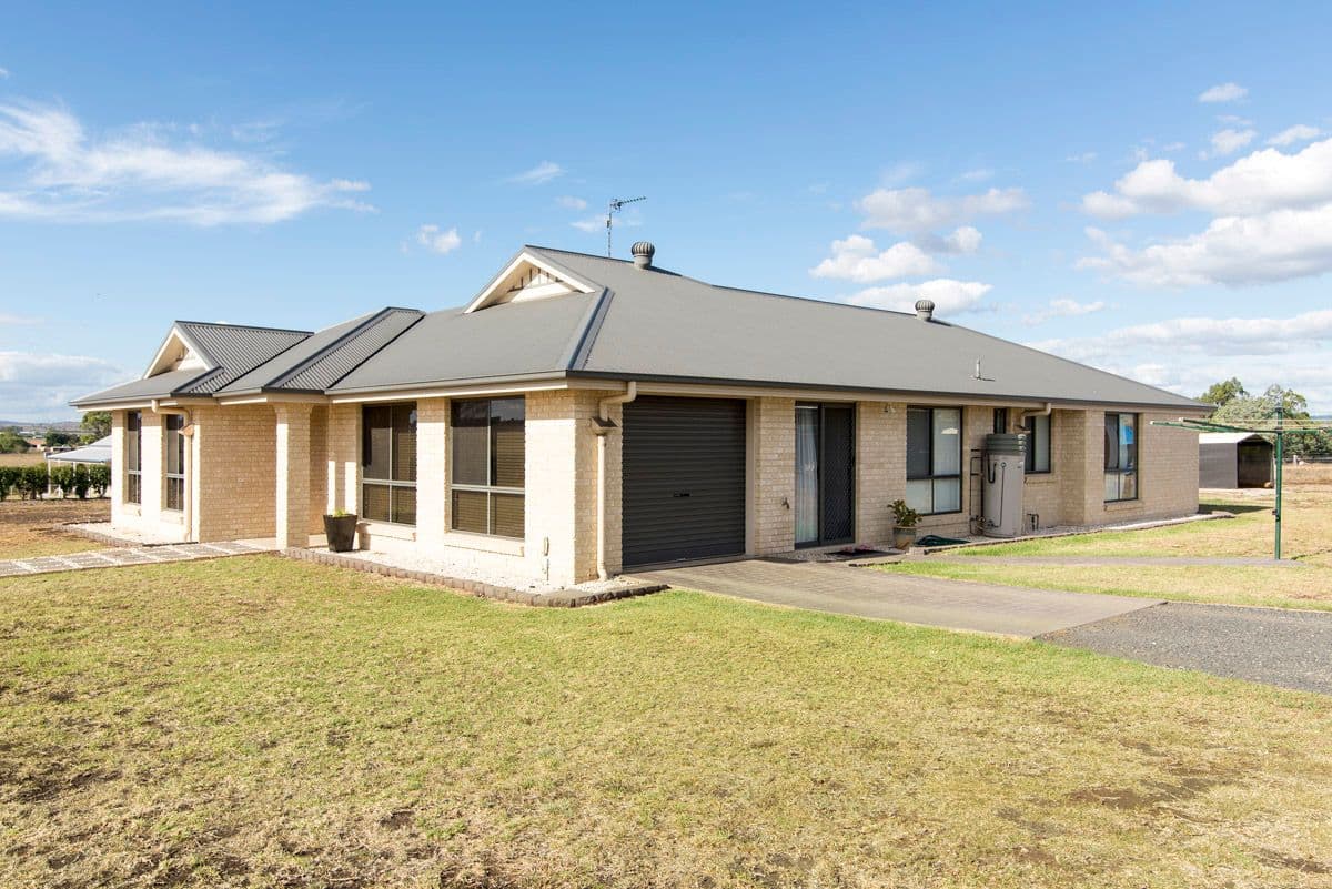 6 - 8 West Street, CAMBOOYA QLD 4358, Cambooya - Thumbnail 3