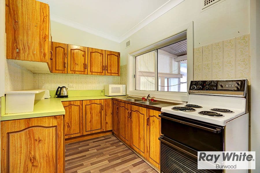 8 Shaftsbury Road, BURWOOD NSW 2134, Burwood - Thumbnail 3