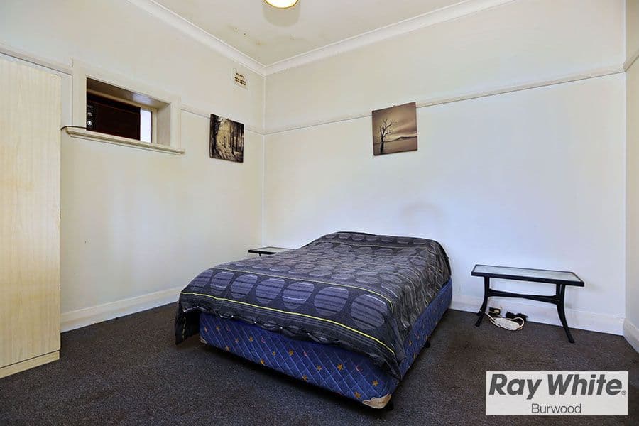 8 Shaftsbury Road, BURWOOD NSW 2134, Burwood - Thumbnail 5
