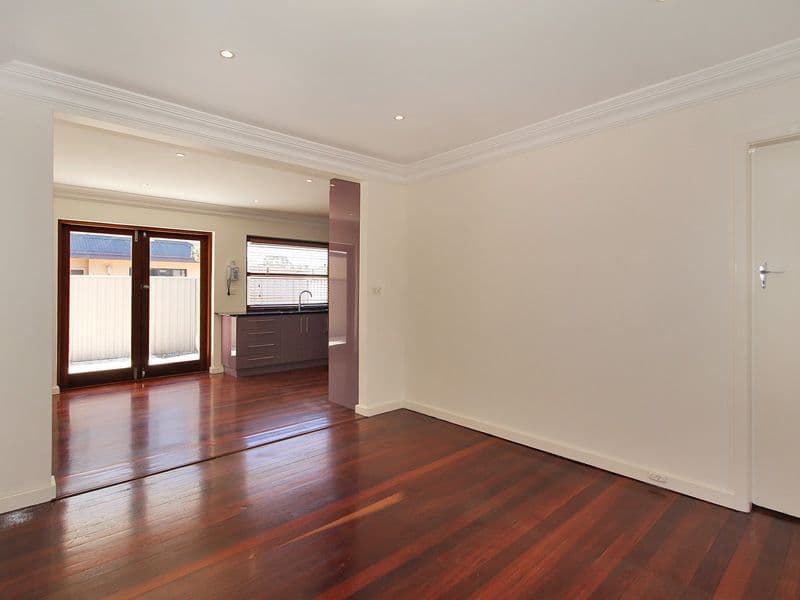4 Laurel Close, RIVERTON WA 6148, Riverton - Thumbnail 7