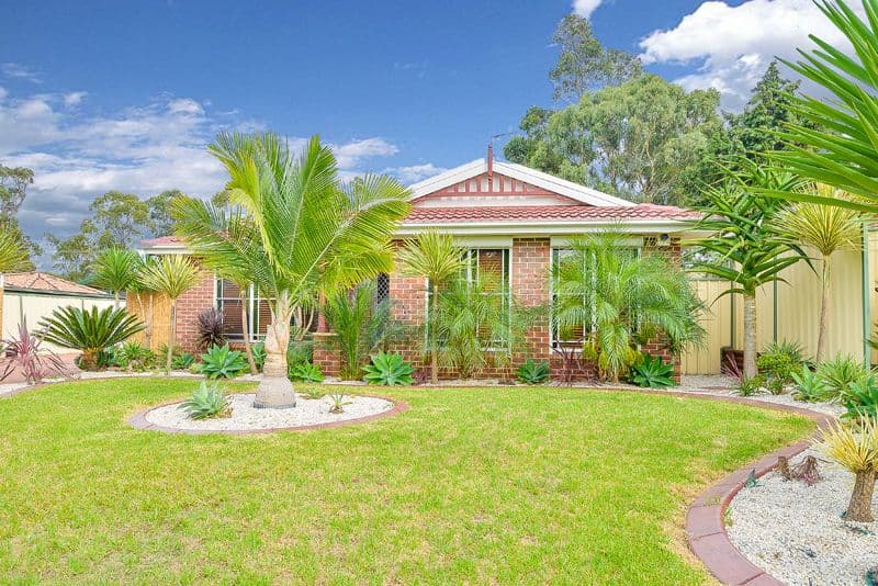 10 Fiveash Street, ST HELENS PARK NSW 2560, St Helens Park - Thumbnail 2