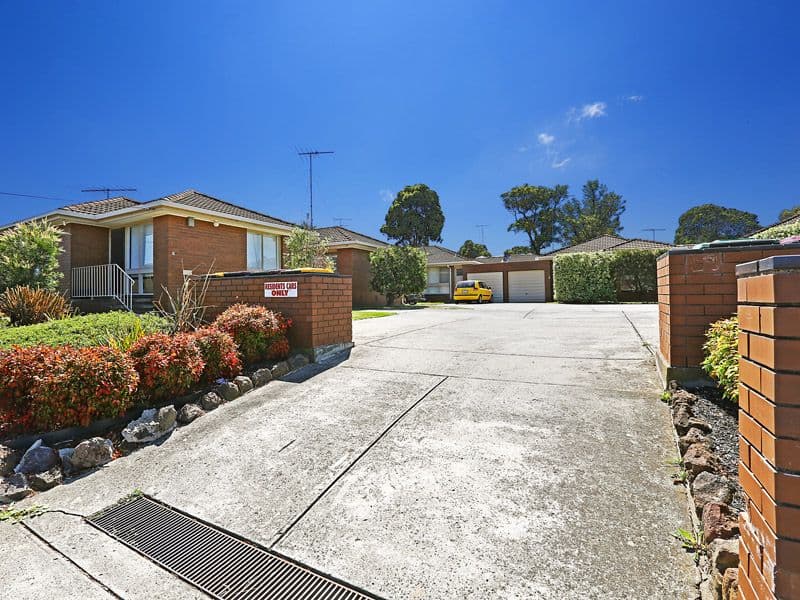 8 Ballater Avenue, NEWTOWN VIC 3220, Newtown - Thumbnail 2