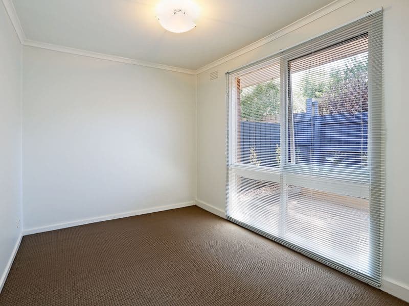 8 Ballater Avenue, NEWTOWN VIC 3220, Newtown - Thumbnail 7