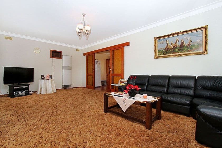 25 Winamurra Crescent, THOMASTOWN VIC 3074, Thomastown - Thumbnail 6
