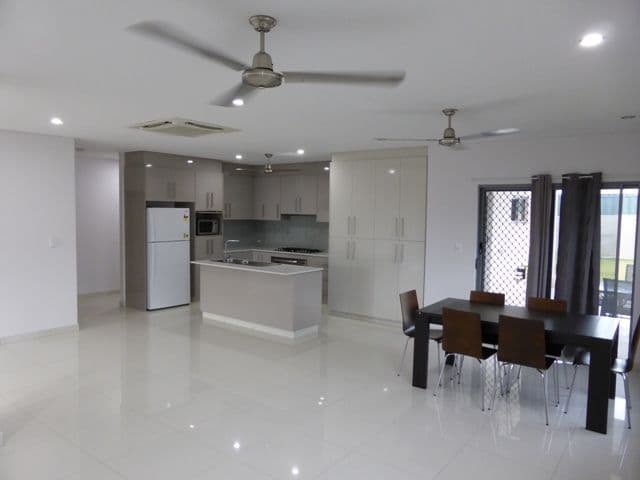 58 Clarke Street, BELLAMACK NT 0832, Bellamack - Thumbnail 2
