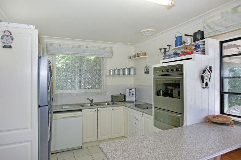 145 Wallarah Road, GOROKAN NSW 2263, Gorokan - Thumbnail 2