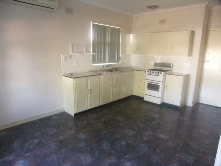 unit 1,10 Fourth Avenue, GLENELG EAST SA 5045, Glenelg East - Thumbnail 3