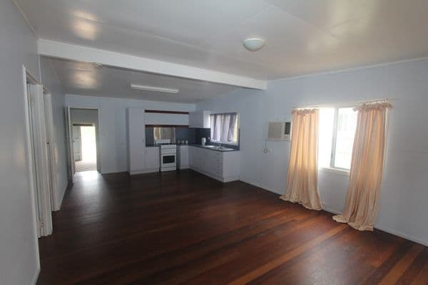 67 Cay Street, SAUNDERS BEACH QLD 4818, Saunders Beach - Thumbnail 5