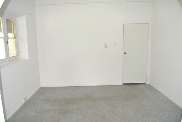 4 Serpentine Street - GRANNY Flat, MERRYLANDS NSW 2160, Merrylands - Thumbnail 2