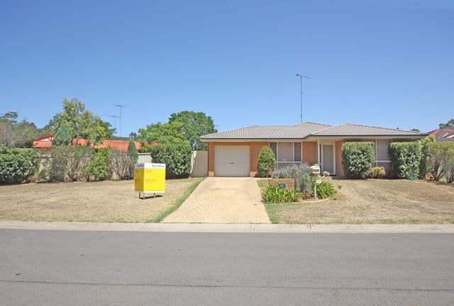 15 Meredith Crecent, ST HELENS PARK NSW 2560, St Helens Park - Image 1