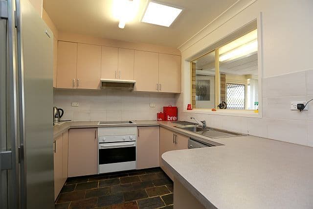 50 Denman Road, GEORGES HALL NSW 2198, Georges Hall - Thumbnail 4