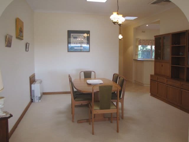8 Hilltop Drive, LOXTON SA 5333, Loxton - Thumbnail 7