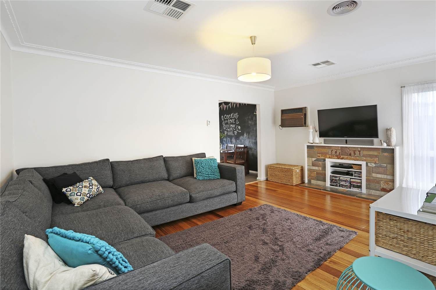 71 Rennie Street, LARA VIC 3212, Lara - Image 1