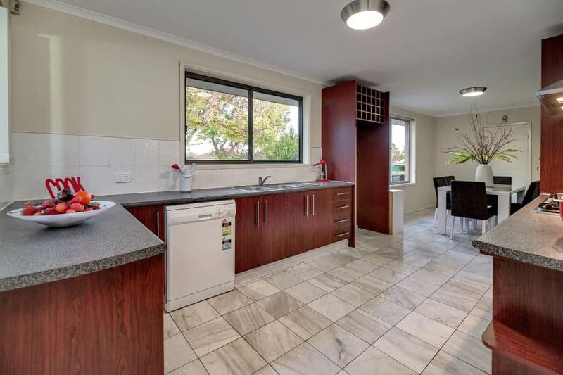 8 Athol Avenue, BUNDOORA VIC 3083, Bundoora - Thumbnail 6