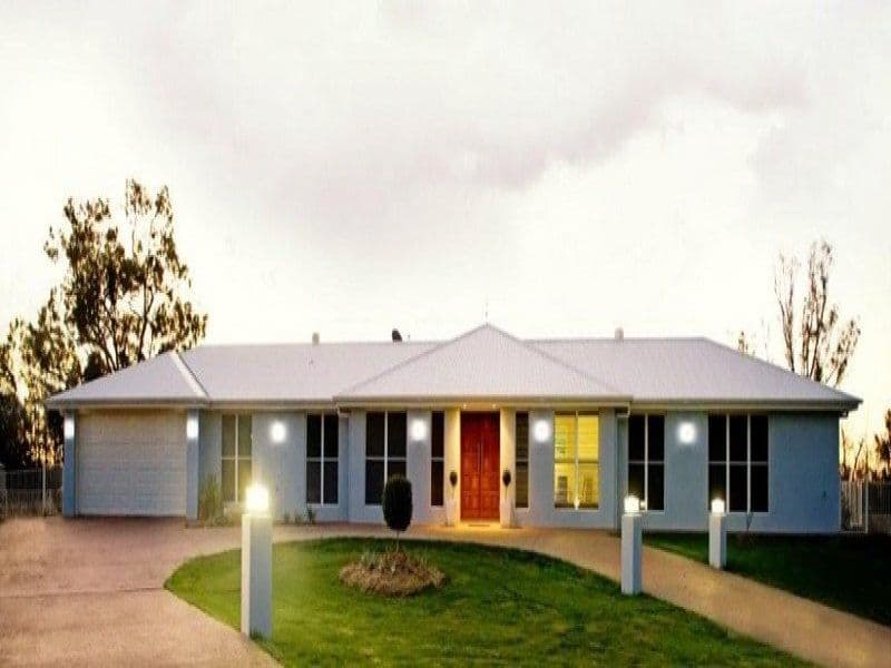 19 Mann Street, GOONDIWINDI QLD 4390, Goondiwindi - Image 1