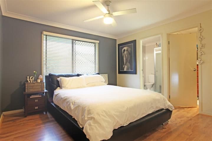16 Penrhyn Street, PACIFIC PINES QLD 4211, Pacific Pines - Thumbnail 2