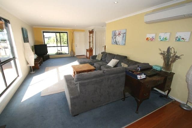 60 Hallway Drive, WIMBLEDON HEIGHTS VIC 3922, Wimbledon Heights - Thumbnail 3