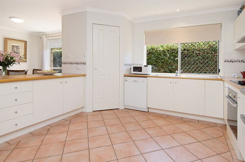 28 Windsor Street, HAMILTON QLD 4007, Hamilton - Thumbnail 3