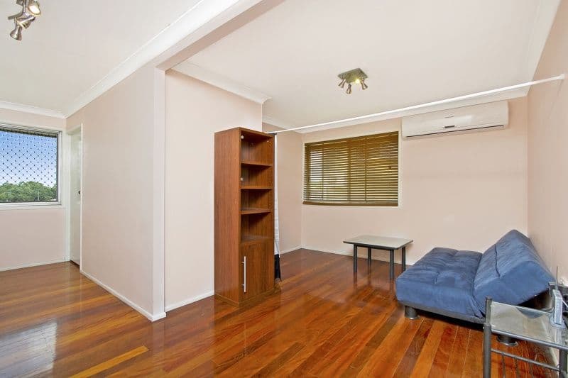 16 Bramwell Street, EIGHT MILE PLAINS QLD 4113, Eight Mile Plains - Thumbnail 4