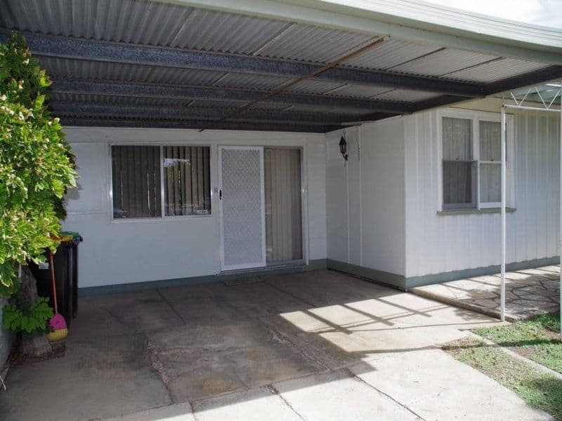 61 Twentieth Street, RENMARK SA 5341, Renmark - Thumbnail 2