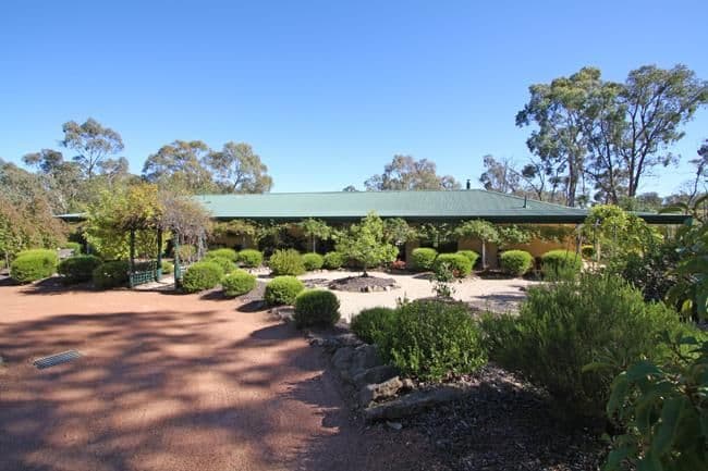 215 Norton Road, WAMBOIN NSW 2620, Wamboin - Thumbnail 2