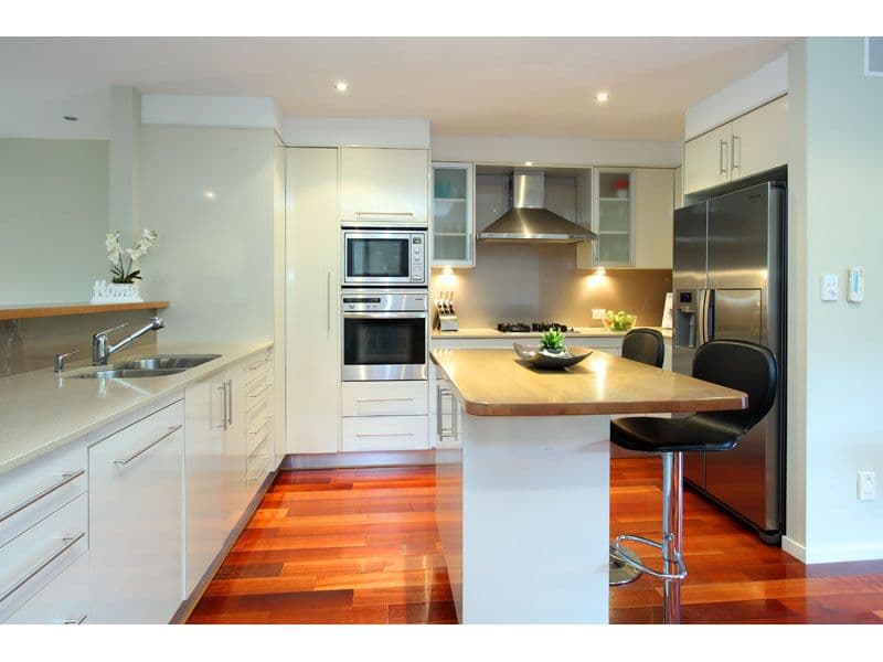 121 Martha Street, CAMP HILL QLD 4152, Camp Hill - Thumbnail 2