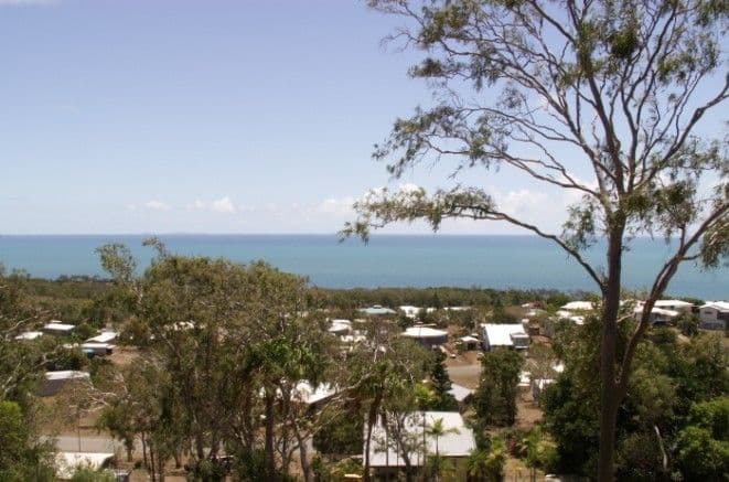 12 Galloway Drive, ILBILBIE QLD 4738, Ilbilbie - Thumbnail 3