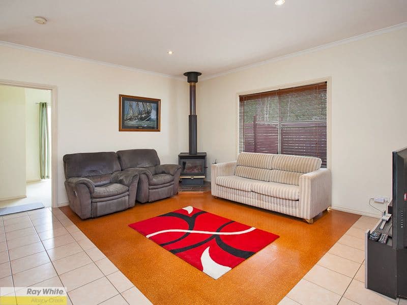 5 Glen Eaton Street, EATONS HILL QLD 4037, Eatons Hill - Thumbnail 8
