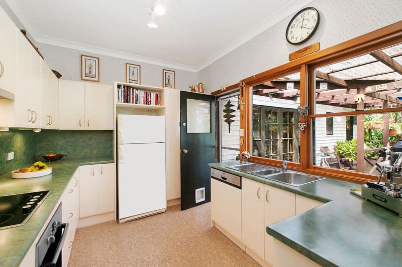 64 Monteith Street, WARRAWEE NSW 2074, Warrawee - Thumbnail 4