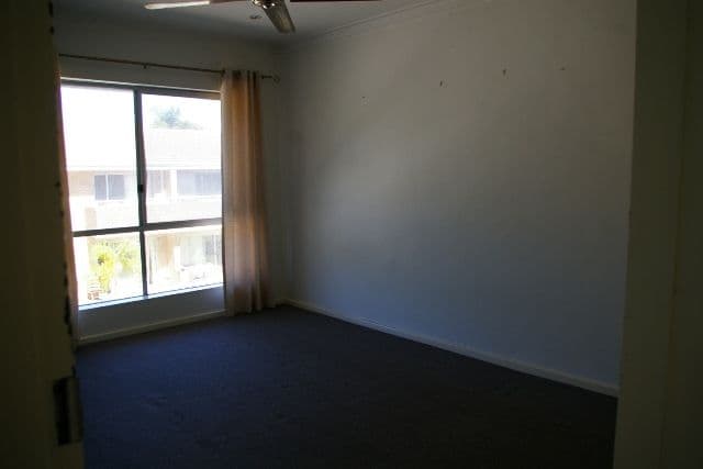 10/135 Hastings Street, SCARBOROUGH WA 6019, Scarborough - Thumbnail 3