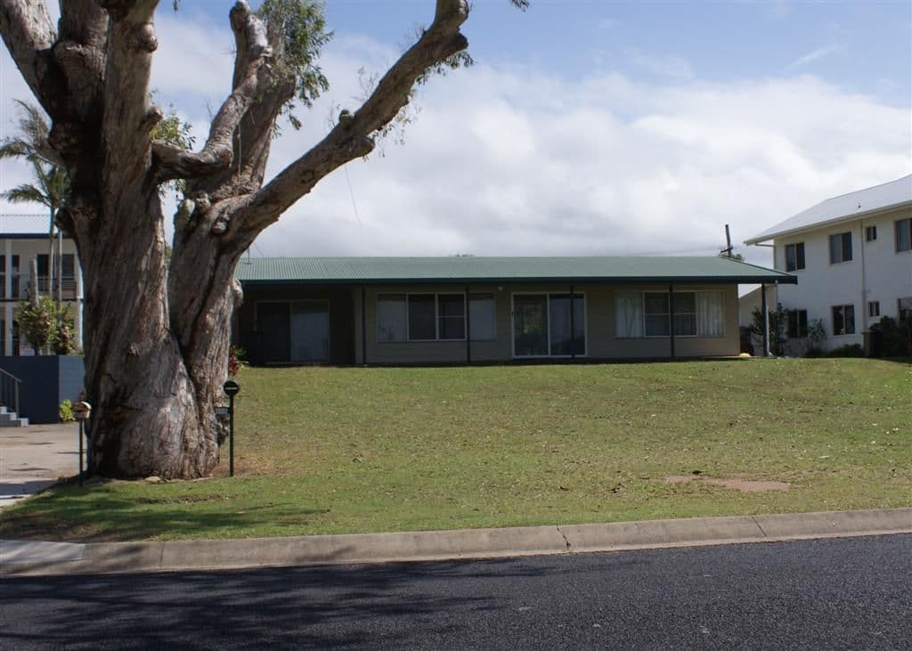 110 Kennedy Esplanade, SOUTH MISSION QLD 4852, South Mission Beach - Thumbnail 4