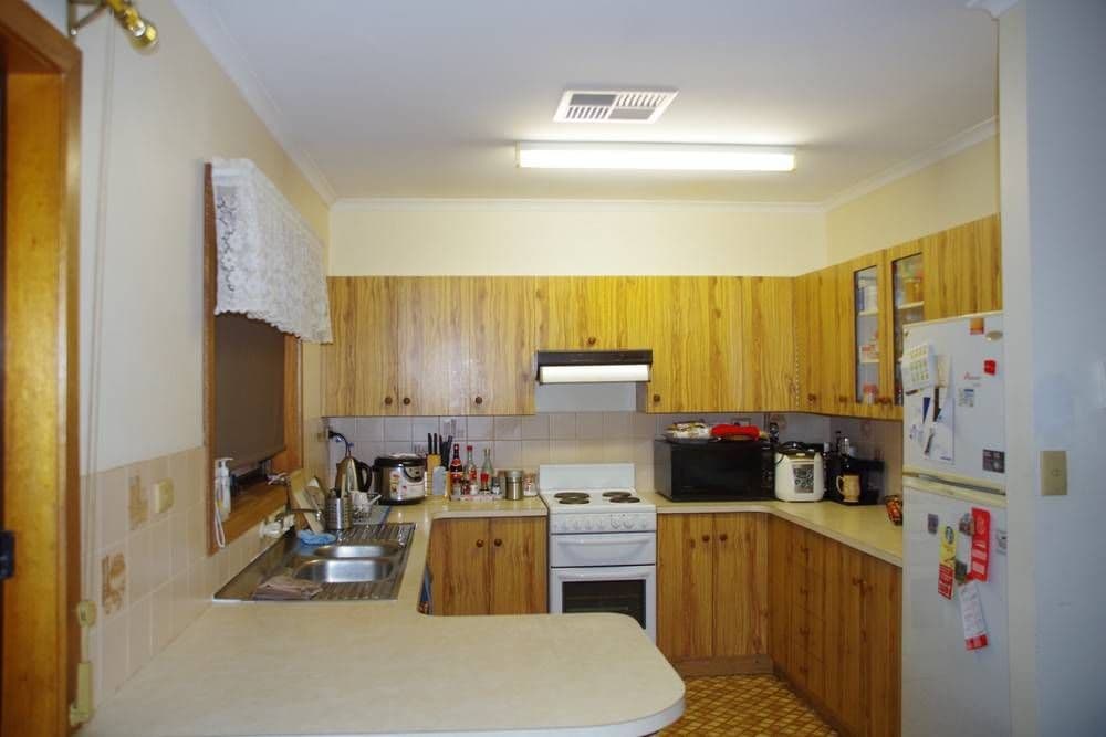 82 Sixteenth Street, Renmark SA 5341, Renmark - Thumbnail 8