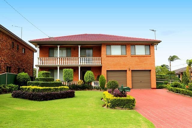 65 Carnavon Crescent, GEORGES HALL NSW 2198, Georges Hall - Image 1
