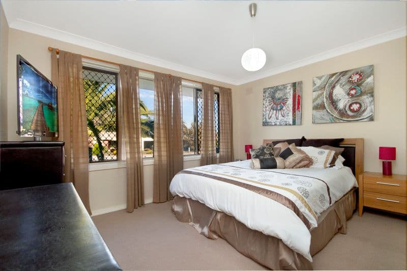 28 Kingsford Smith Street, MODBURY HEIGHTS SA 5092, Modbury Heights - Thumbnail 4