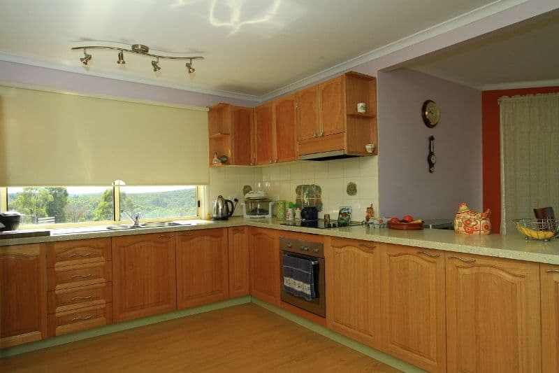111 Redburns Lane, HEATHCOTE VIC 3523, Heathcote - Thumbnail 3