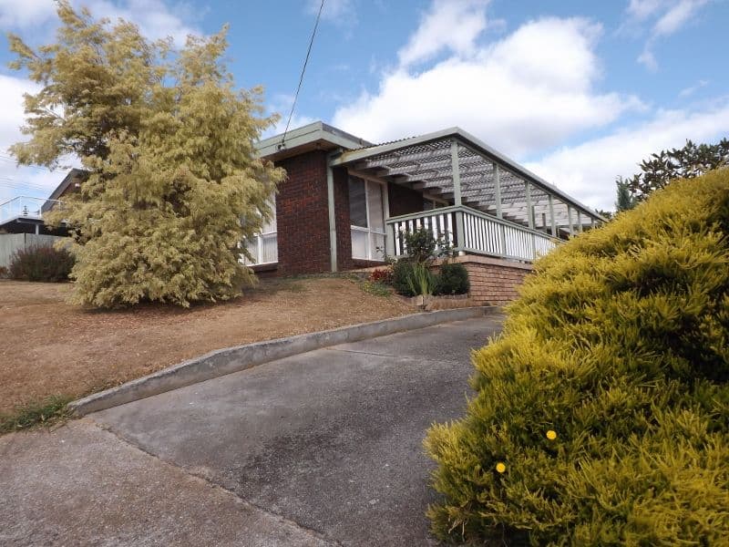 2 Mortimer Road, PENGUIN TAS 7316, Penguin - Thumbnail 2