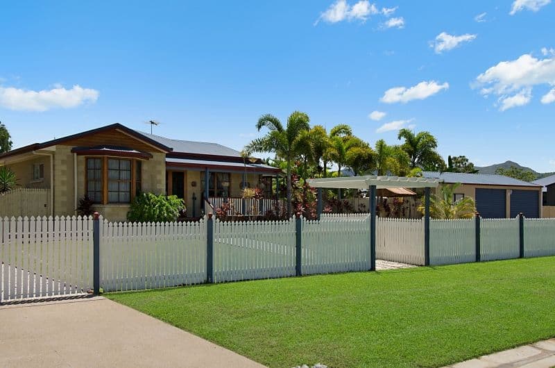 12 Bronco Court, KELSO QLD 4815, Kelso - Image 1