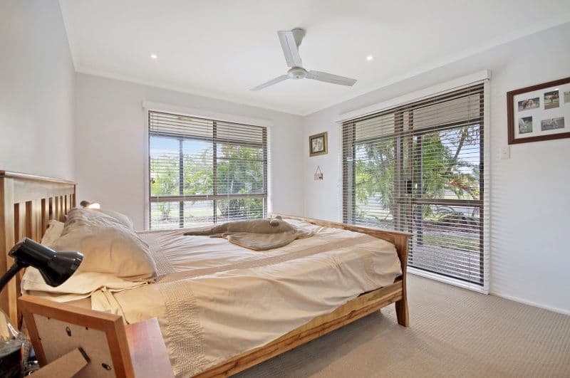 2 Anglers Parade, BLACKS BEACH QLD 4740, Blacks Beach - Thumbnail 6