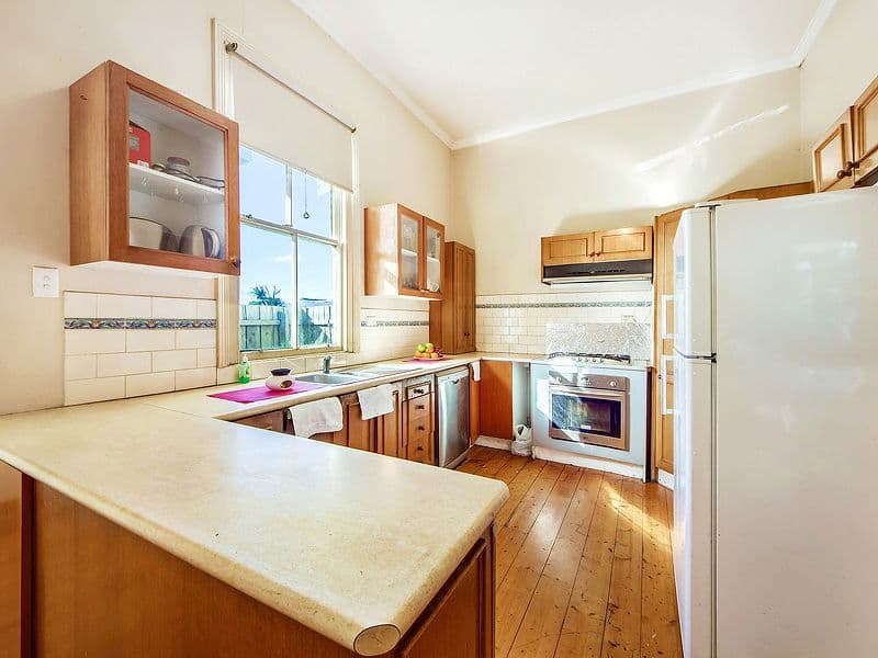 8 Moore Street, FOOTSCRAY VIC 3011, Footscray - Thumbnail 4